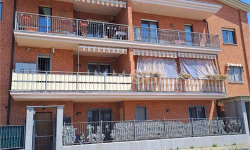AMPIO BILOCALE CON TERRAZZO